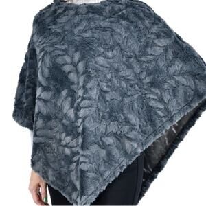 Gray Faux Fur Leaf pattern Poncho Shawl Wrap, One size fits most